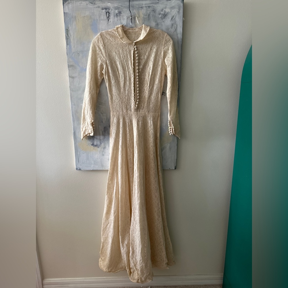 Vintage‎ Lace Covered Button up Dress